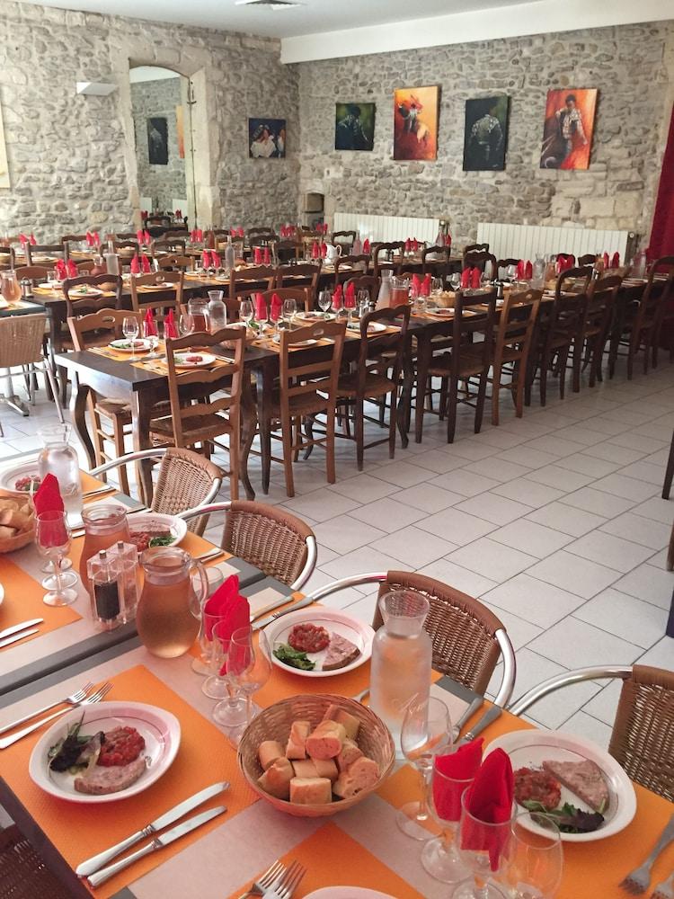 Hostellerie De La Source Arles Dış mekan fotoğraf