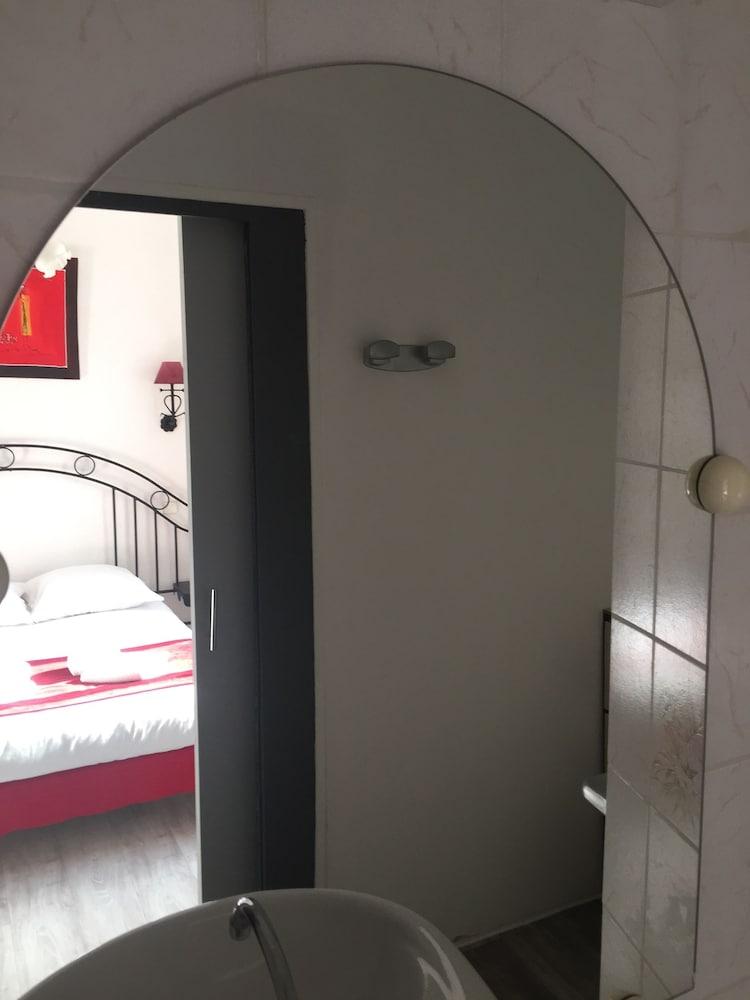 Hostellerie De La Source Arles Dış mekan fotoğraf