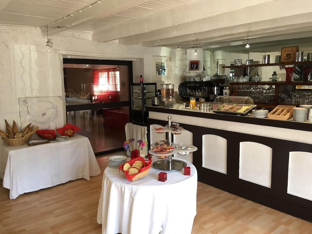 Hostellerie De La Source Arles Dış mekan fotoğraf